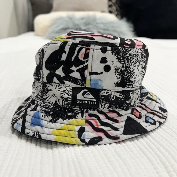 Toddler Bucket Hat Quicksilver - Picture 1 of 4